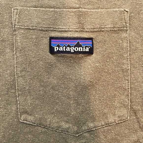 Patagonia Work Wear pocket T-shirt - Picture 2 of 3